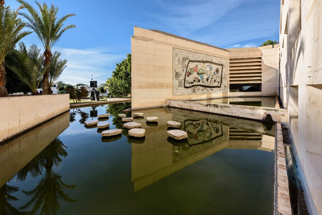 Prominent figures and cultural spaces linked to great artists