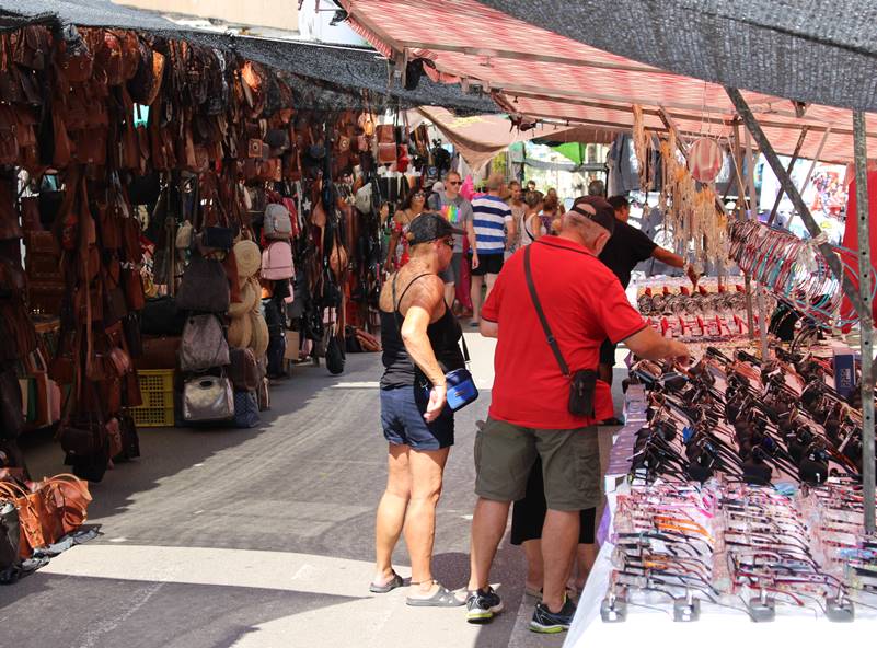 Mercadillo Semanal de S’Arenal (Llucmajor)