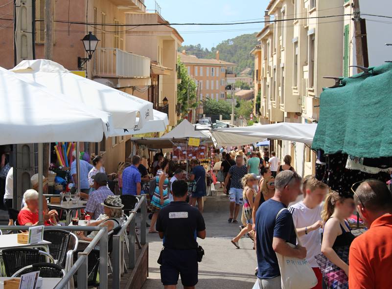 Mercadillo Semanal de Andratx