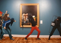 Louis 21 'The Gallery'