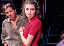 Teatre per a la memòria: 'Amarg'