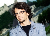 Pablo und Destruktion & Agustín Castilla Ávila